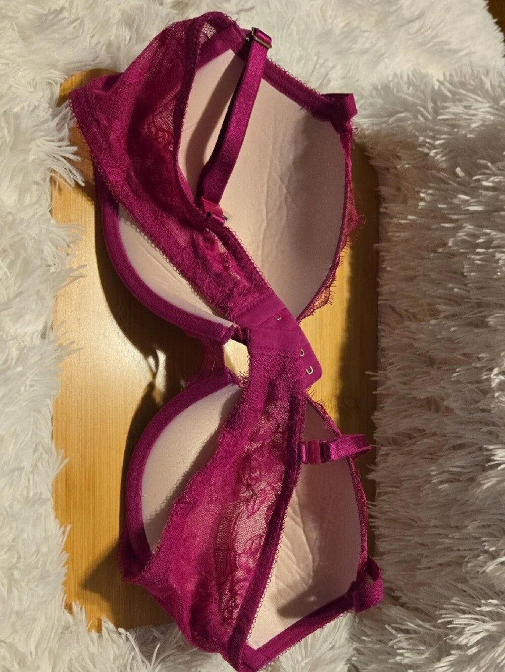 Victoria's Secret Magenta Lace Push-Up Bra